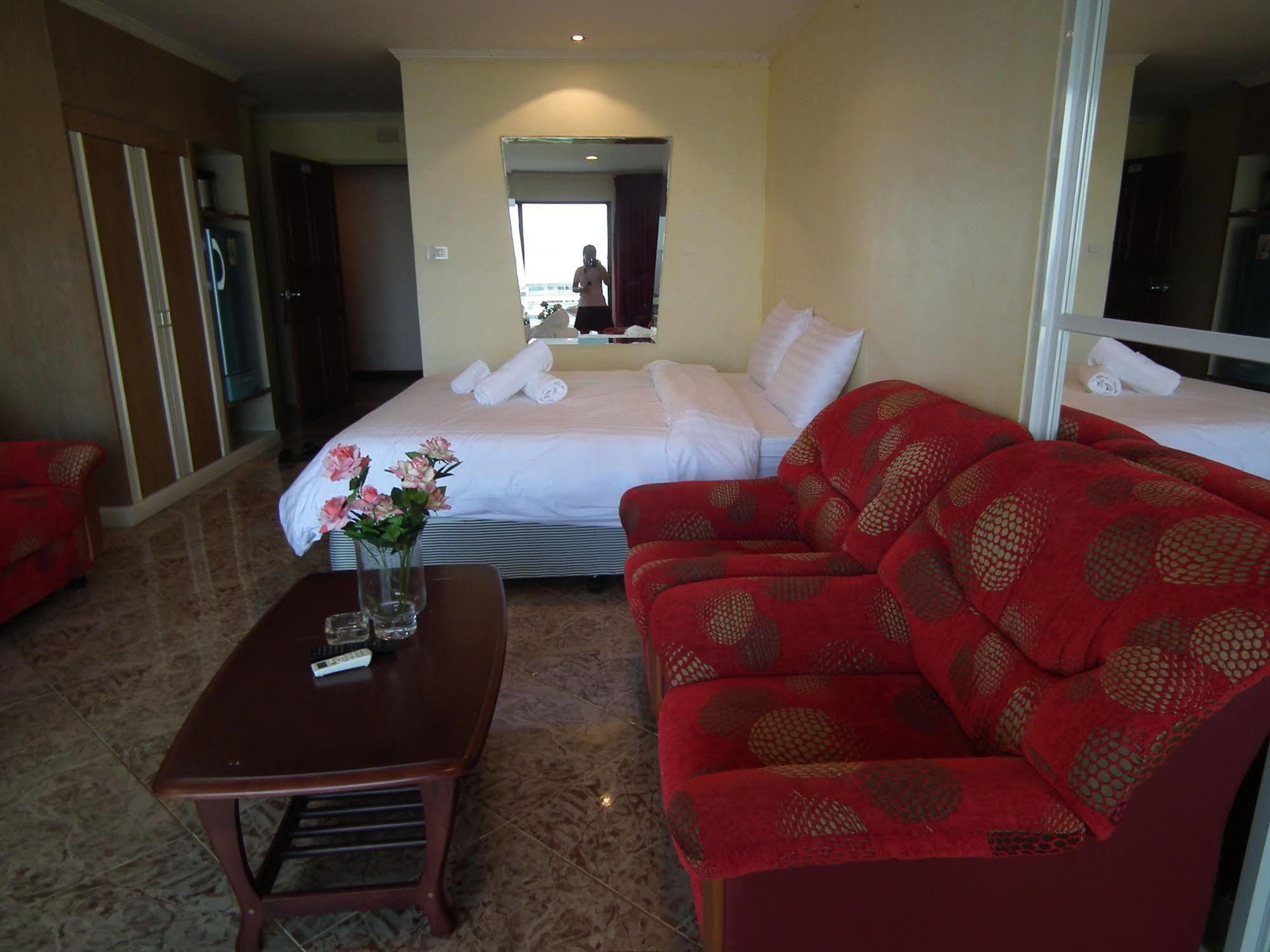 Abricole At Pattaya Hill Διαμέρισμα Εξωτερικό φωτογραφία
