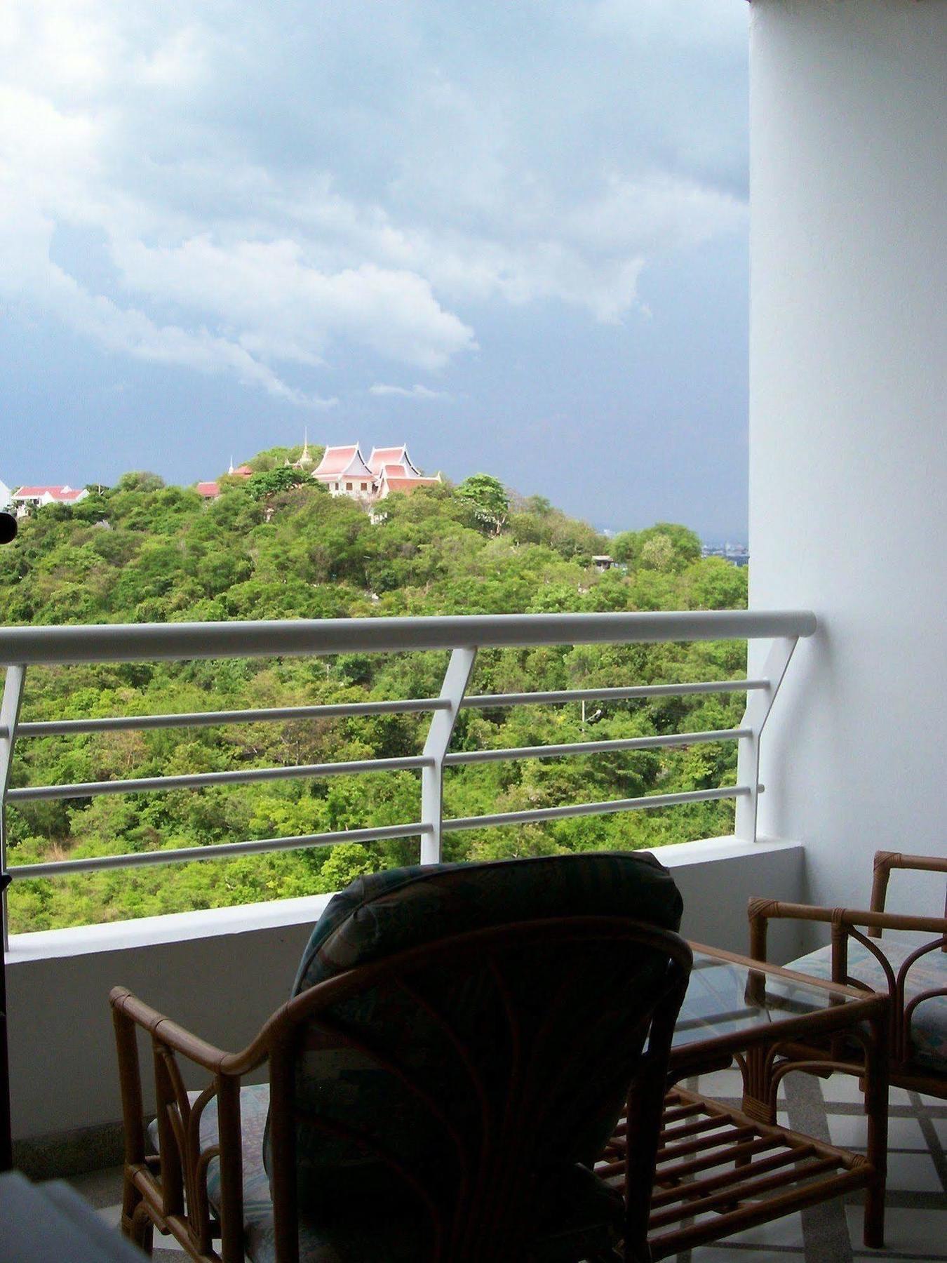 Abricole At Pattaya Hill Διαμέρισμα Εξωτερικό φωτογραφία