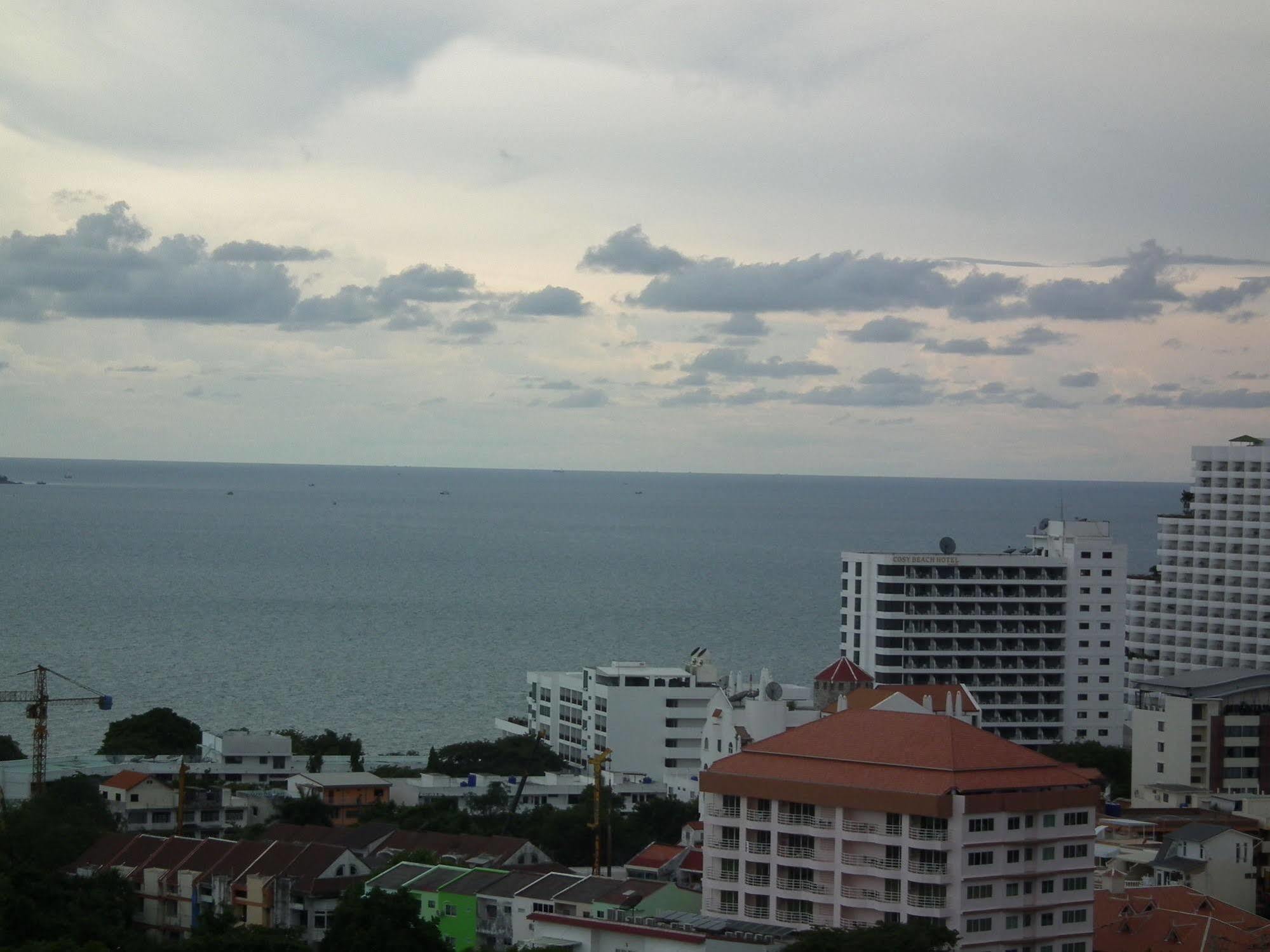 Abricole At Pattaya Hill Διαμέρισμα Εξωτερικό φωτογραφία